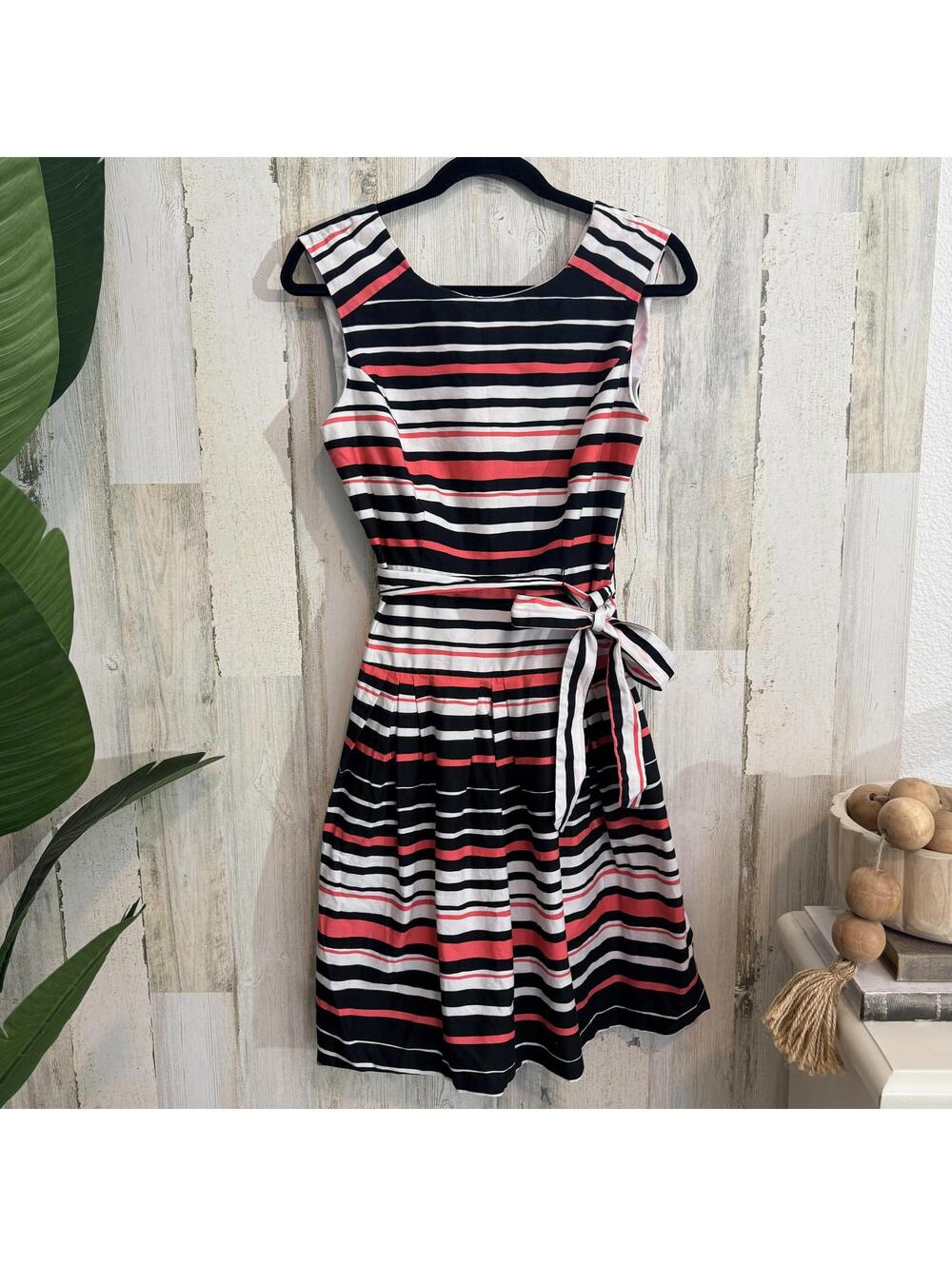 Robbie Bee Women's Size 6 Striped Fit &Flare Dress Tie Waist Midi